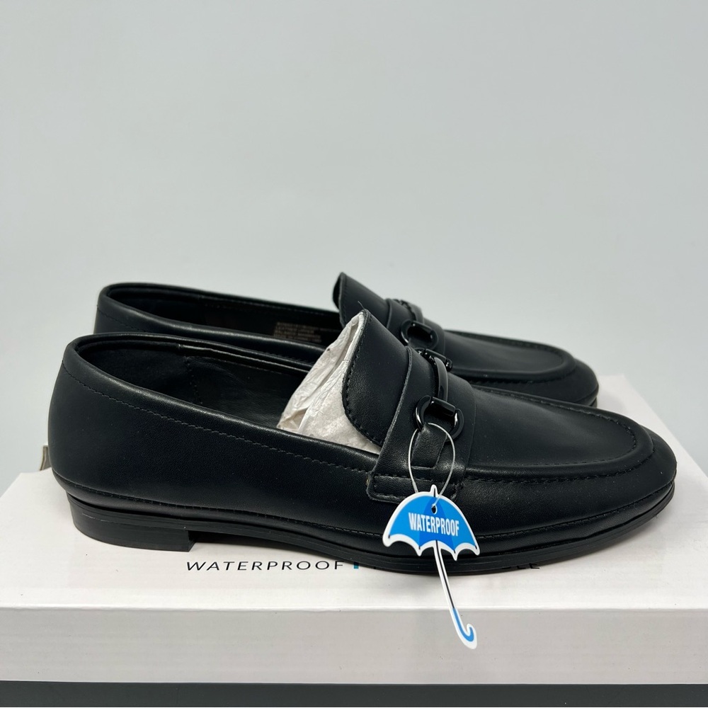 Aqua College Waterproof Loafer